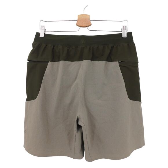Lululemon Men's Olive Green Gray Linerless Elevate 8" Athletic Shorts Size Large - Picture 2 of 4
